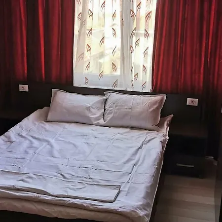 Luxury apartment, 100 sq. meters, city center Oradea Extérieur photo
